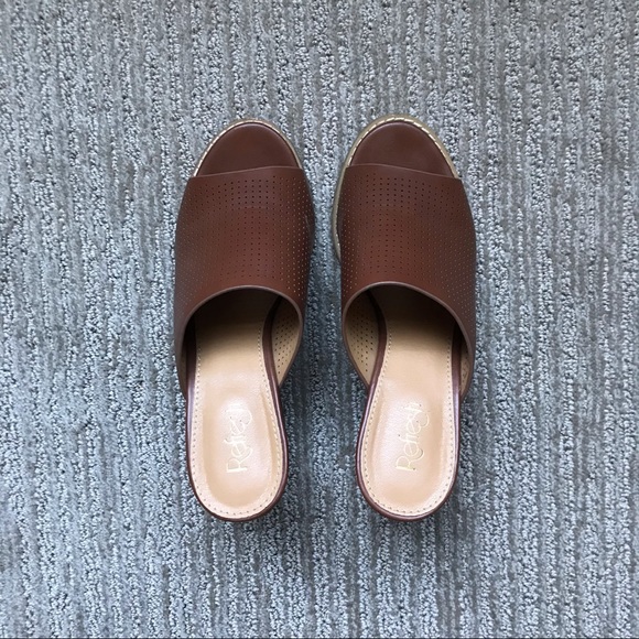 Refresh Ariba Dark Camel Brown Perforated Block Heel Slip On Mules In Size 8.5 - Picture 5 of 12